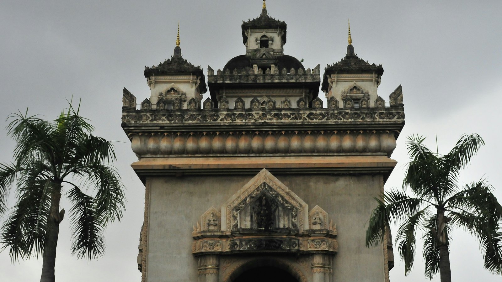 Patuxai monument, Vientiane